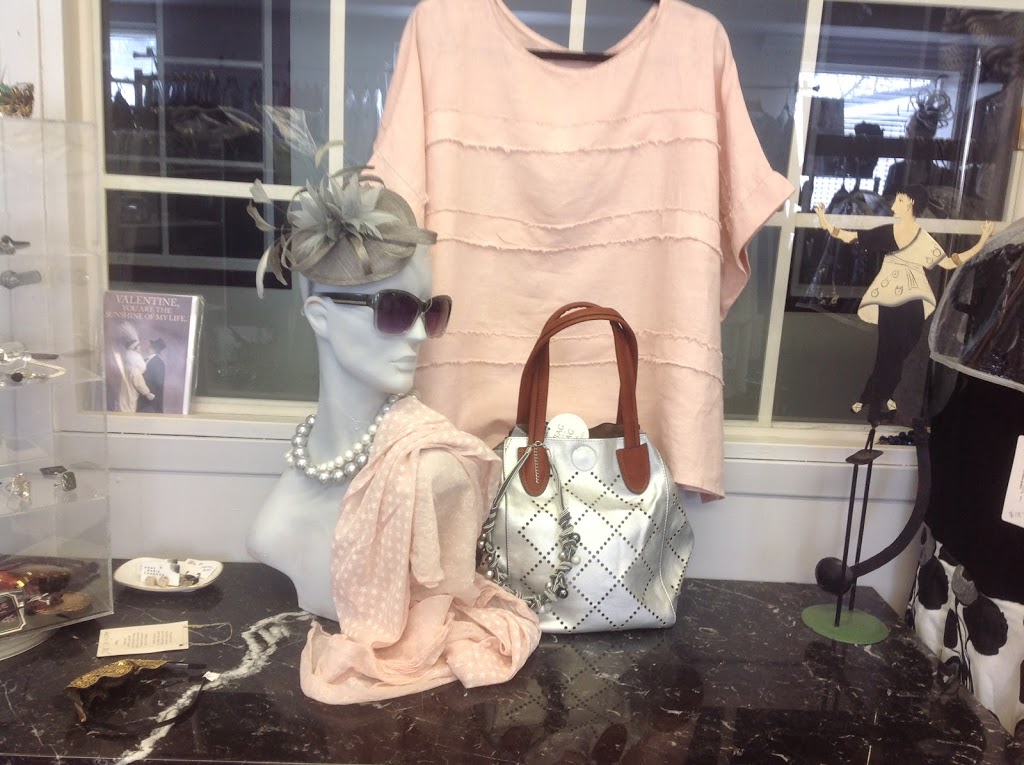 chez Maggay Fashion Collections | Suite Six, The Granary, 41, John St, Port Hope, ON L1A 2Z3, Canada | Phone: (905) 885-5629