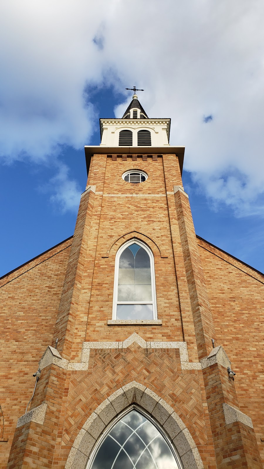 Sacred Heart of Jesus Catholic Church | 213 1st Ave E, Montmartre, SK S0G 3M0, Canada | Phone: (306) 424-2026