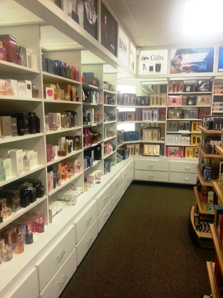 Duty Free Americas - Sumas | 108 Harrison St, Sumas, WA 98295, USA | Phone: (360) 988-9413