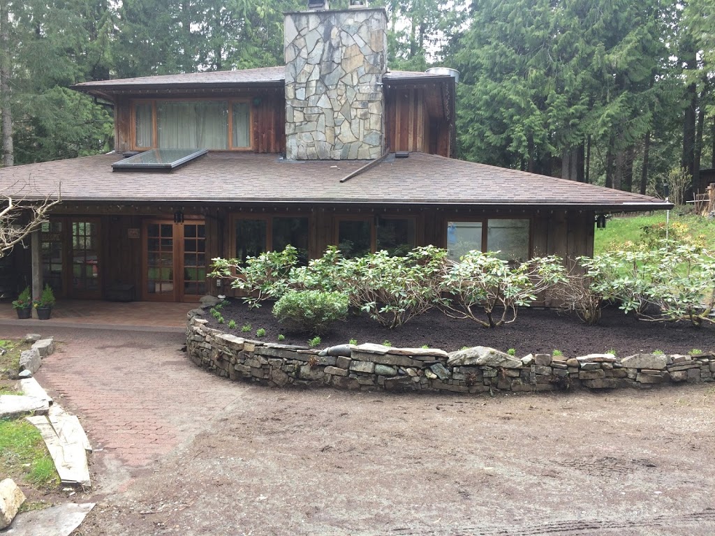 Farm Table Inn | 6755 Cowichan Lake Rd, Lake Cowichan, BC V0R 2G0, Canada | Phone: (250) 932-3205