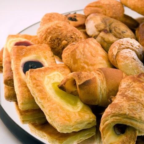 Patisserie du Soleil Bakery Cafe | 2525 Woodview Dr SW, Calgary, AB T2W 3Y1, Canada | Phone: (403) 452-8833