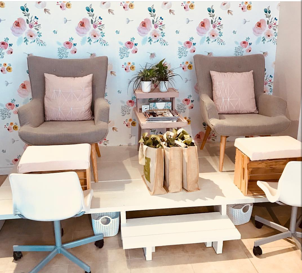 Natural Beauty Mini Spa | 910 Wilson Rd, Bloomfield, ON K0K 1G0, Canada | Phone: (613) 661-4551