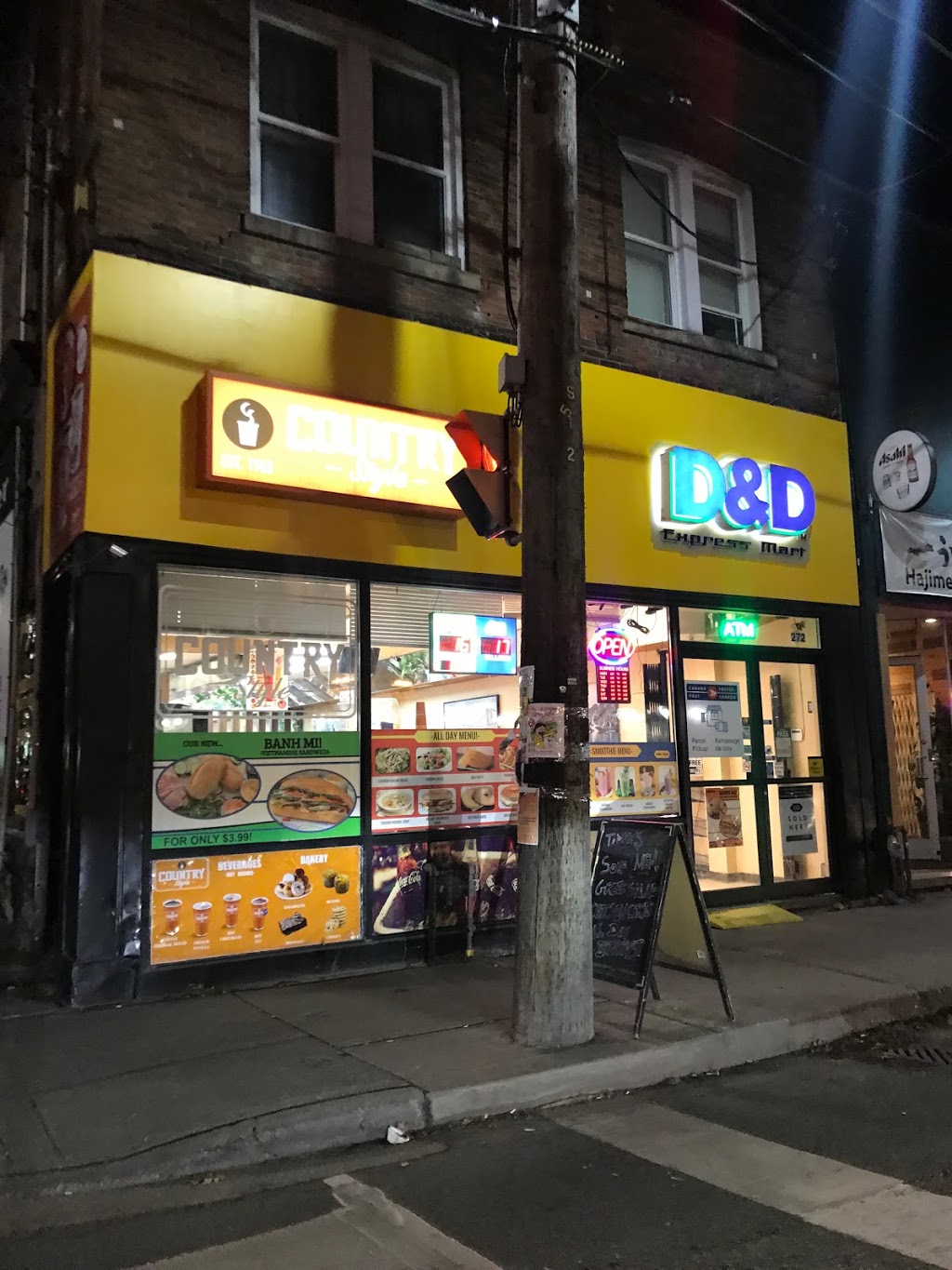 D&D Express Mart | 272 Dupont St, Toronto, ON M5R 1V7, Canada | Phone: (416) 923-3939