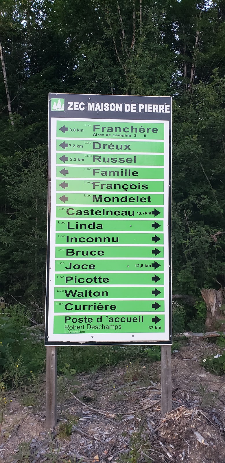 ZEC Du Lac Maison De Pierre | 5 Chem. du Lac Curières, LAscension, QC J0T 1W0, Canada | Phone: (819) 275-5017