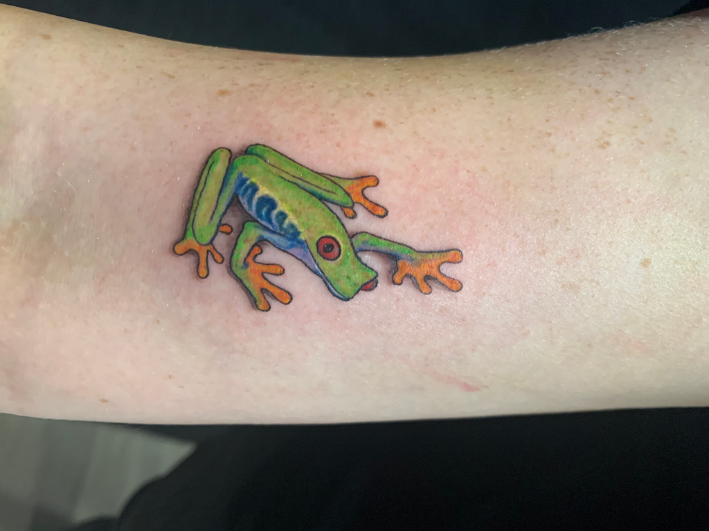 Flying Shield Tattoo | 4614 162A Ave, Edmonton, AB T5Y 3M5, Canada | Phone: (780) 945-1886