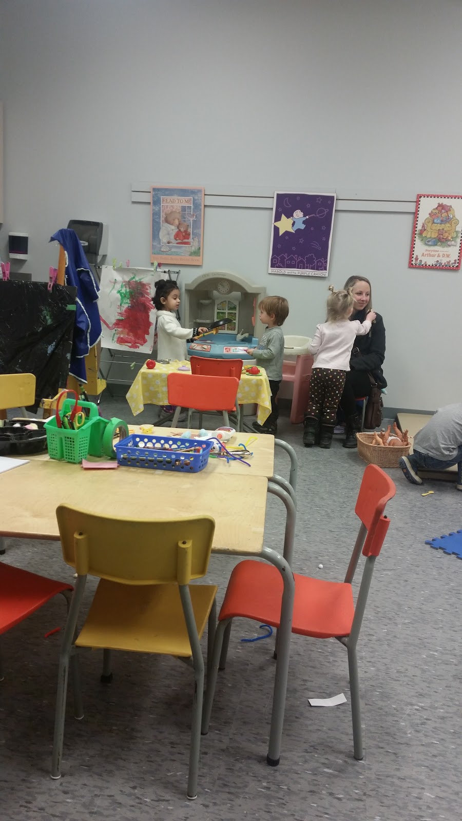London Public Library, Cherryhill Branch | 301 Oxford St W, London, ON N6H 1S6, Canada | Phone: (519) 439-6456