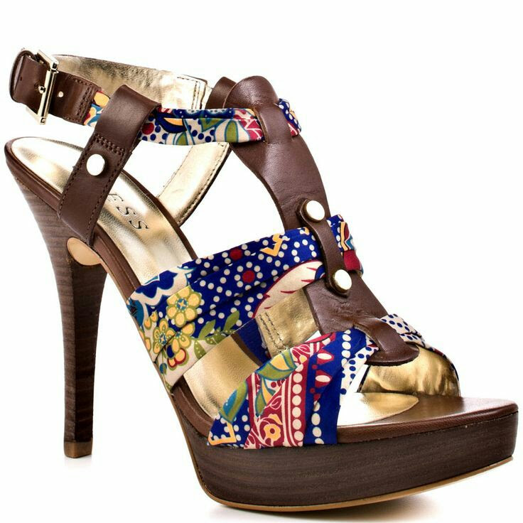 Heels & Purses by Design | 388 Edgehill Dr, Barrie, ON L4N 9X4, Canada