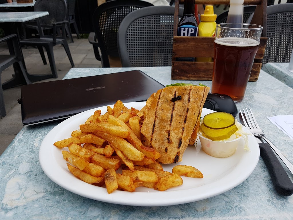 Pattys Pub | 1186 Bank St, Ottawa, ON K1S 0W6, Canada | Phone: (613) 730-2434