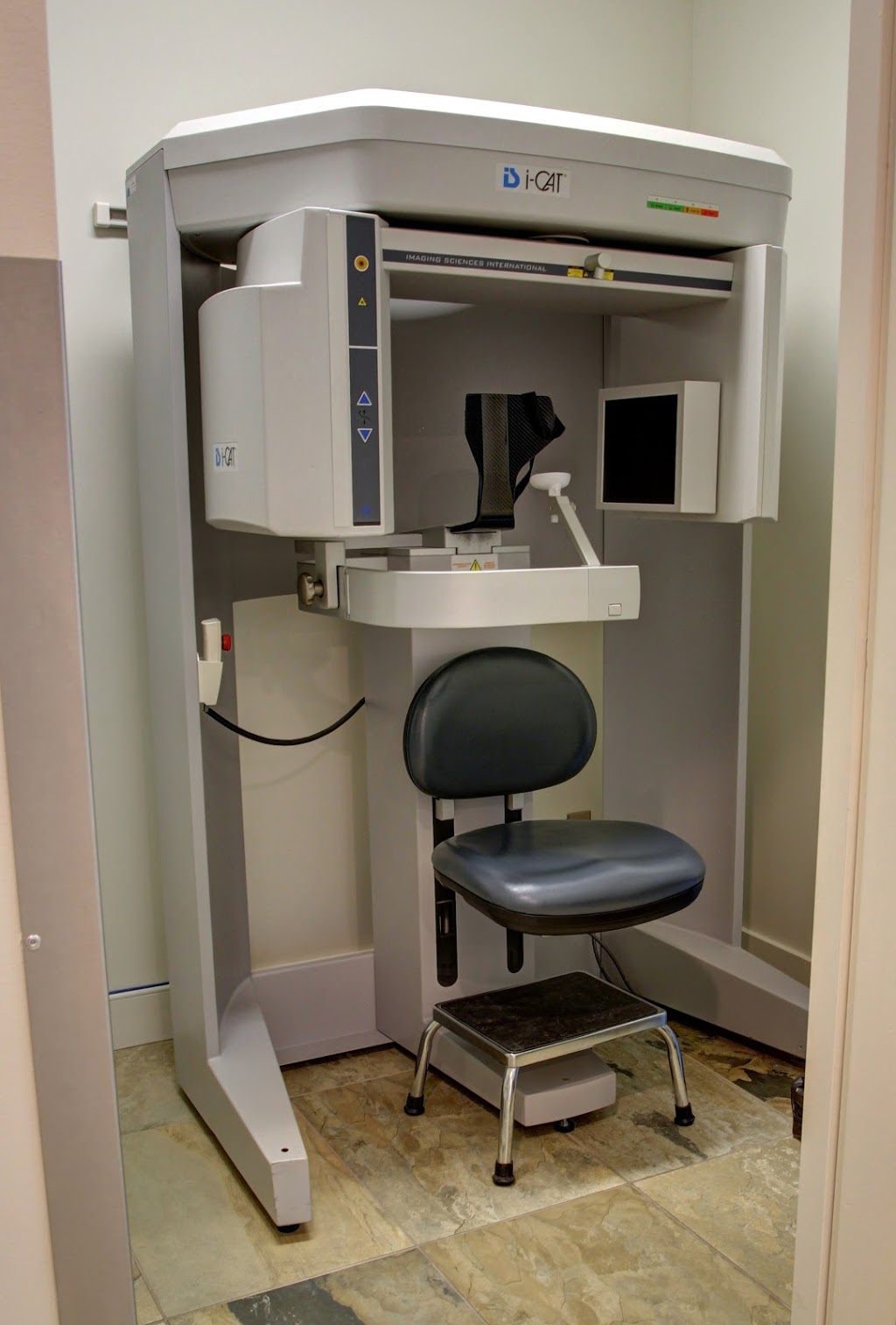Clinique Maxillo-Mauricie | 2915 Rue Gagnon, Trois-Rivières, QC G8Z 3Z4, Canada | Phone: (819) 378-4353