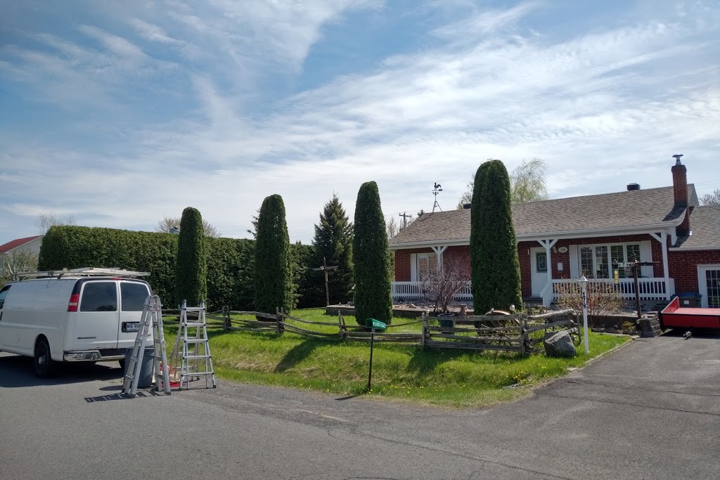 Les Haies Samplait | 18 Rang Saint-André, Saint-Mathieu, QC J0L 2H0, Canada | Phone: (514) 531-3093