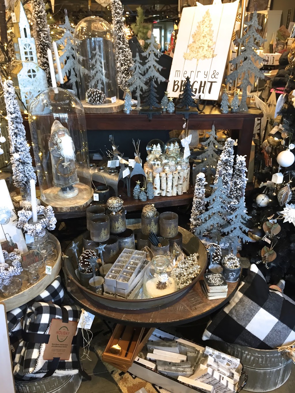 Ambiente (Ambiente Gifts, Decor & Design - South Surrey) | 16041 24 Ave #20, Surrey, BC V3Z 9H7, Canada | Phone: (604) 541-9315