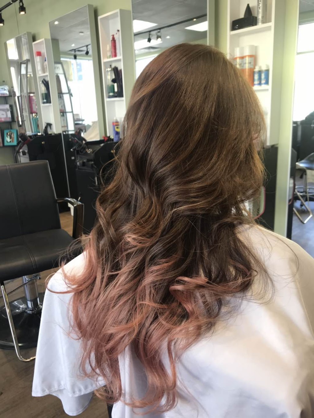 MAGIC MIRROR HAIR STUDIO | 218 2066 18 Ave NE, Calgary, AB T2E 8N5, Canada | Phone: (403) 717-4337