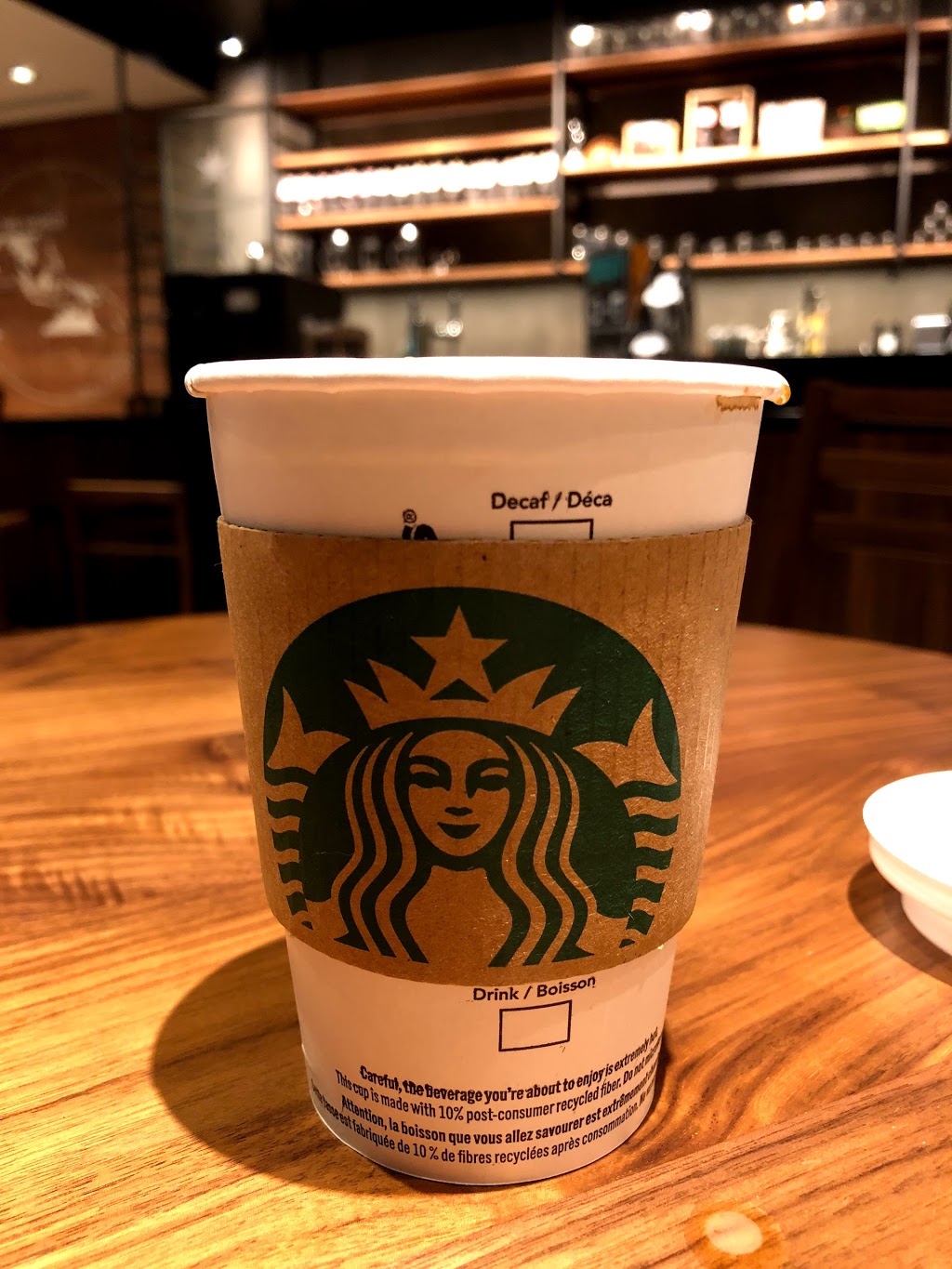 Starbucks | 4064 200 St, Langley City, BC V3A 1K9, Canada | Phone: (604) 532-1260
