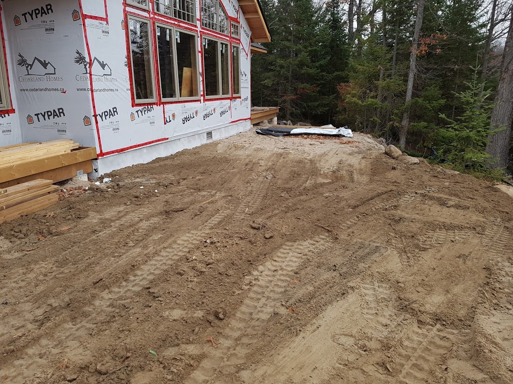 CM Excavation | 4 William St, McKellar, ON P0G 1C0, Canada | Phone: (705) 938-8725