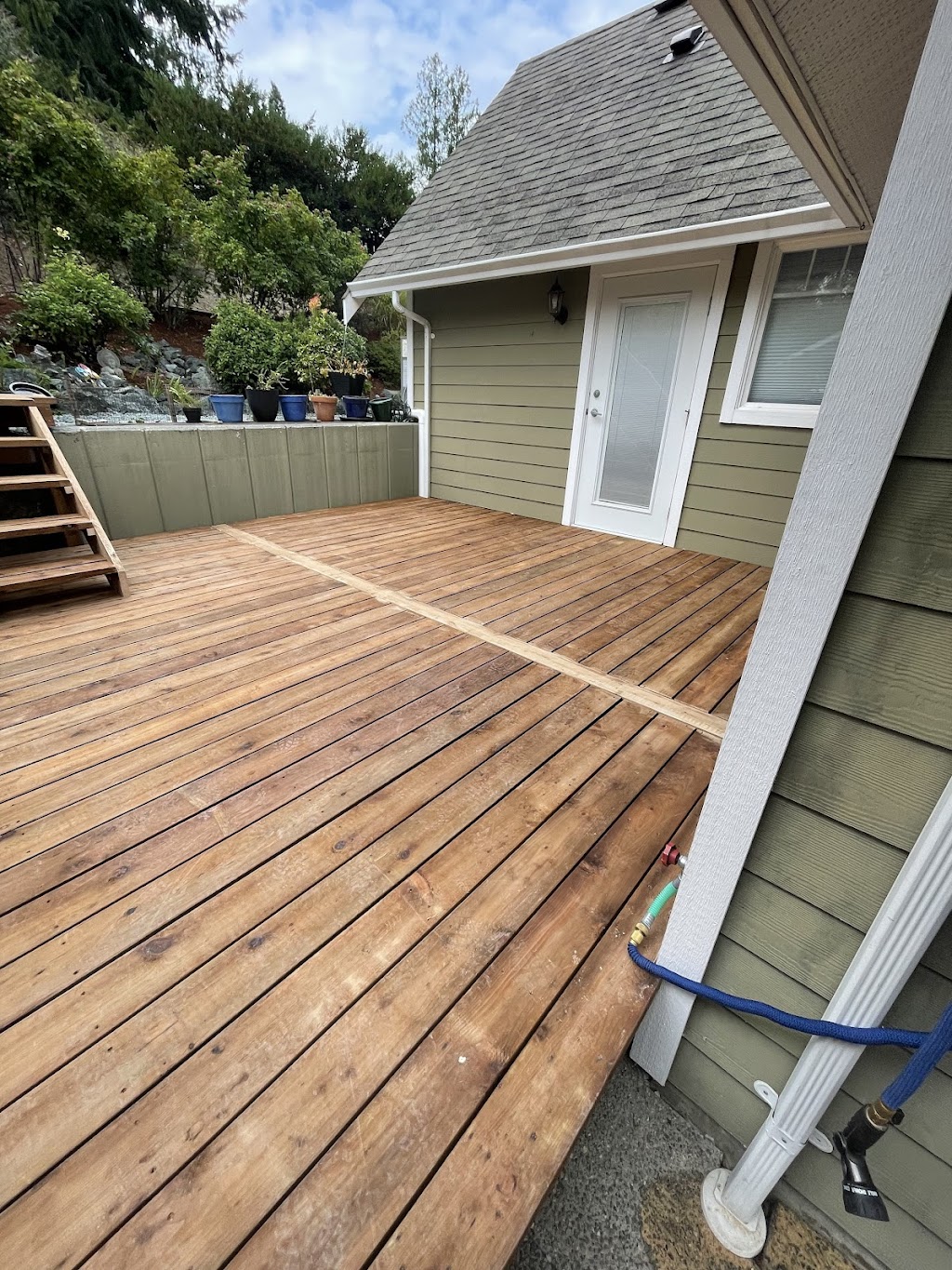 RGH Construction. Decks, Gates & Deer Fences | 6790 Bell McKinnon Rd, Duncan, BC V9L 6B7, Canada | Phone: (250) 710-7810
