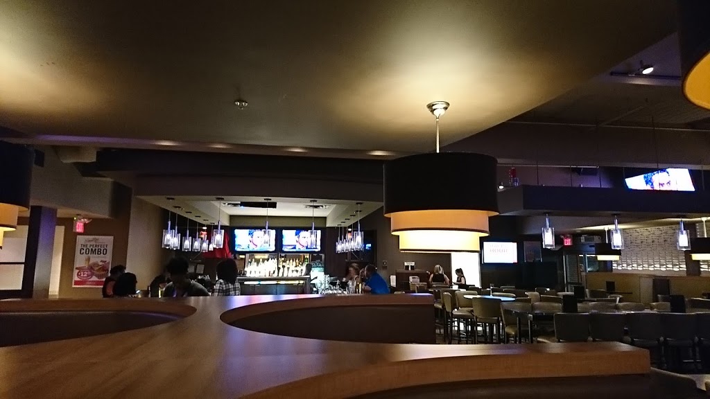 Smittys Westwood | 477 Westwood Dr, Winnipeg, MB R3K 1G5, Canada | Phone: (204) 837-5871