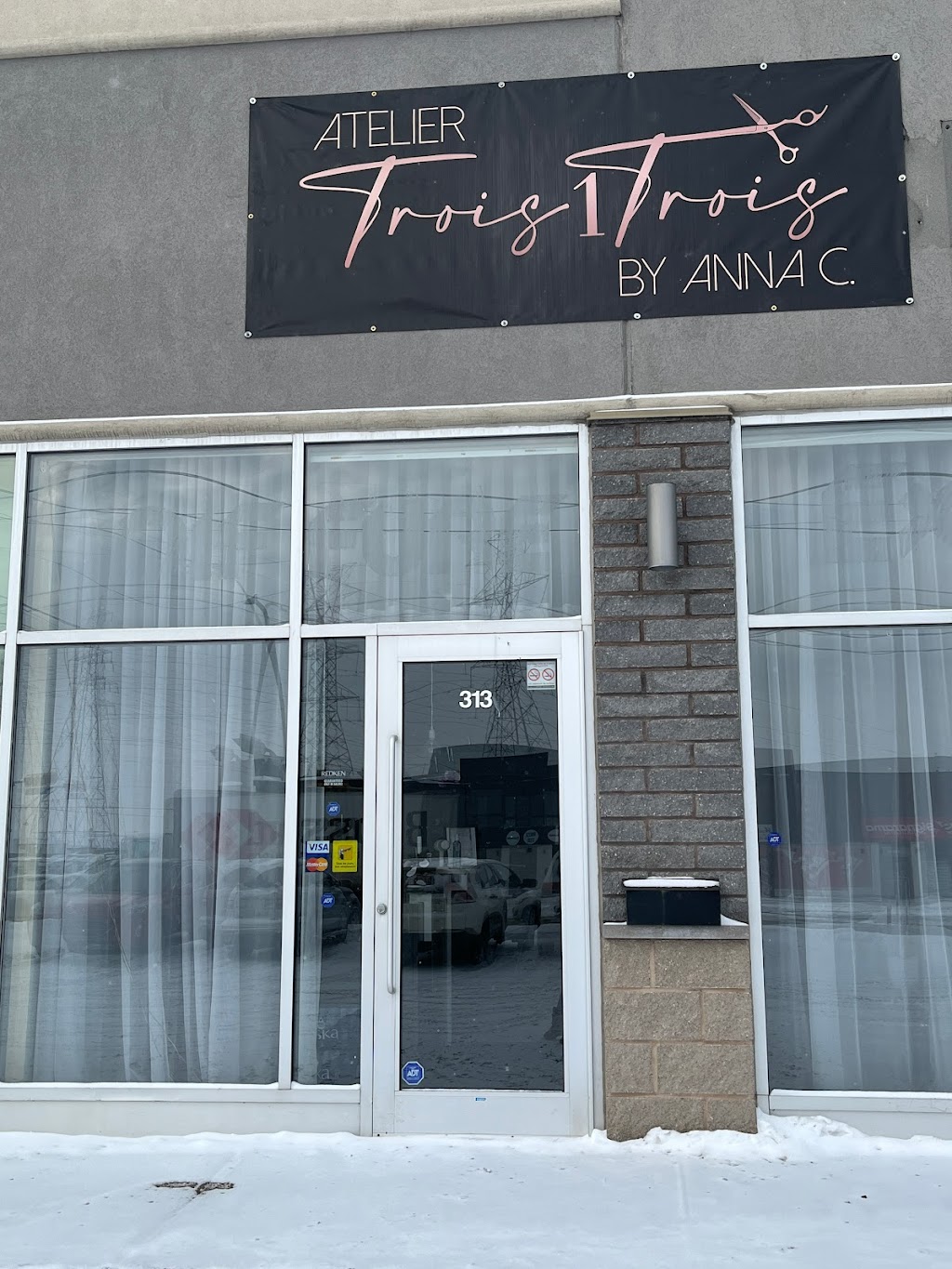 Atelier trois 1 trois | 313 Bd du Curé-Labelle, Fabreville, QC H7P 2P2, Canada | Phone: (579) 279-9900
