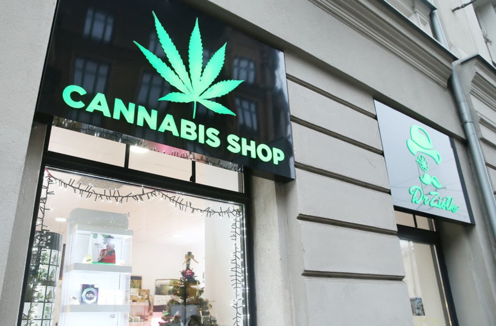 Cannaweed Delivery | 407 Niagara St Dept B, Welland, ON L3C 1L3, Canada | Phone: (289) 821-1996