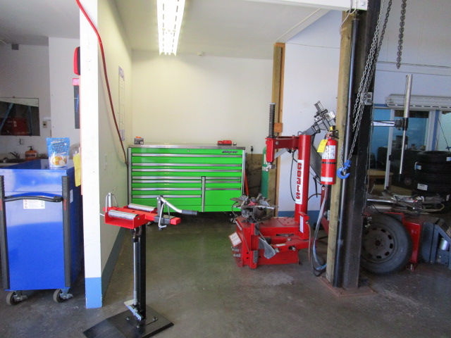 ESP TIRE & REPAIR SERVICE | 119 Fourth Ave E, Qualicum Beach, BC V9K 1N6, Canada | Phone: (250) 594-4922
