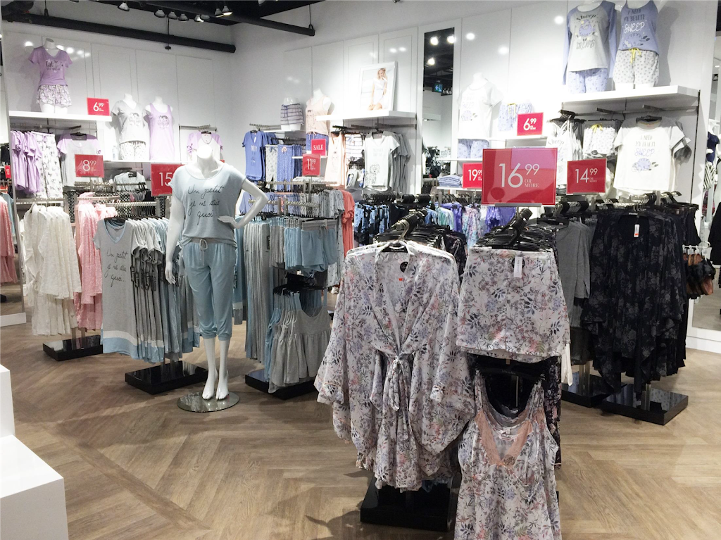 La Vie en Rose Lime Ridge Mall | clothing store | 999 Upper Wentworth St, Hamilton, ON L9A 4X5, Canada | 9053830195 OR +1 905-383-0195