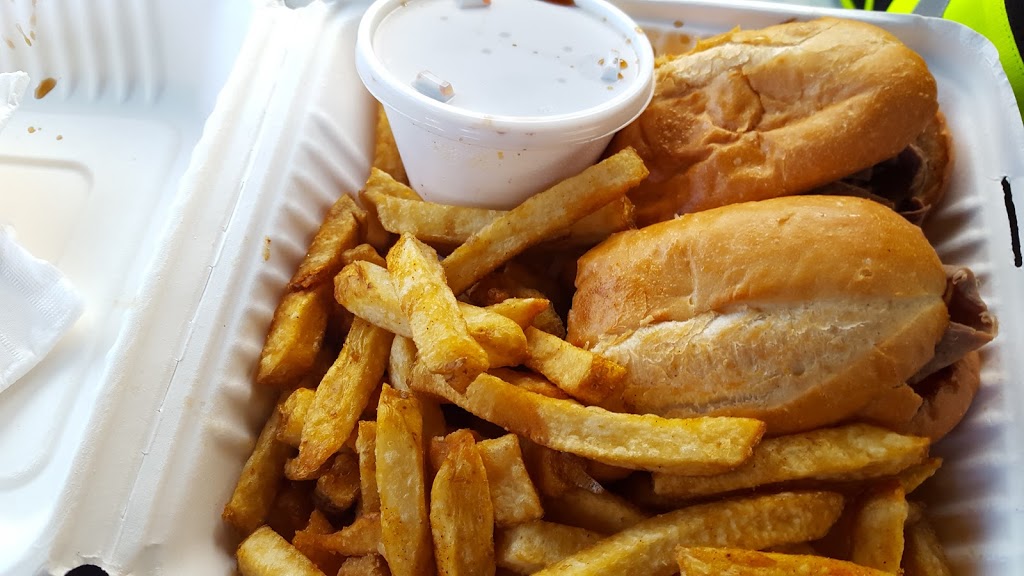 Artful Dodger Pub and Liquor Store | 2364 200 St, Langley City, BC V2Z 1W9, Canada | Phone: (604) 533-2050