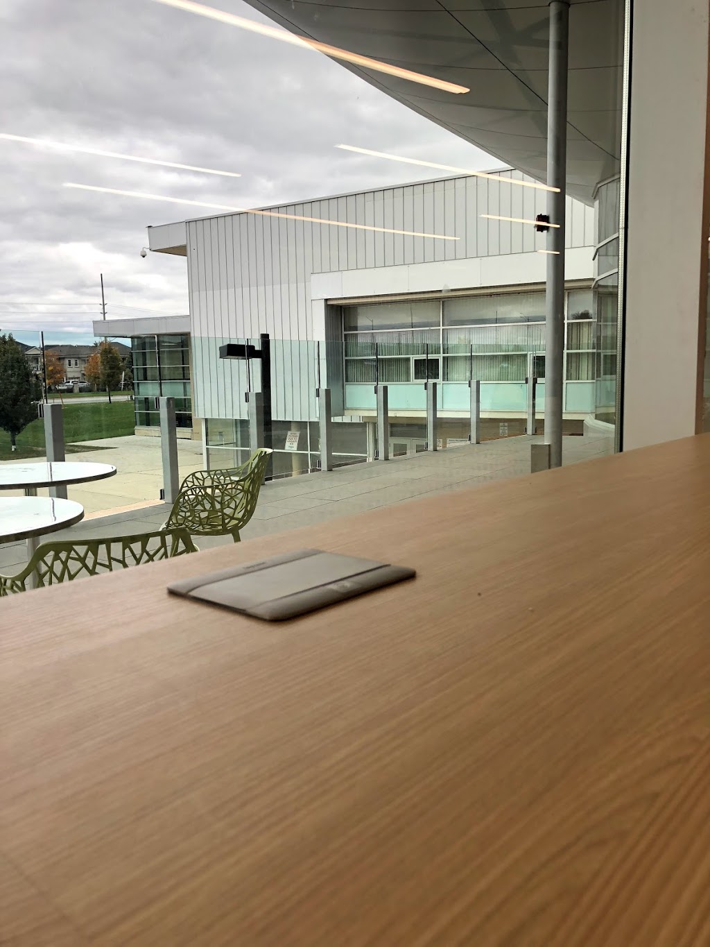 Vellore Village Library | 1 Villa Royale Ave, Woodbridge, ON L4H 2Z7, Canada | Phone: (905) 653-7323