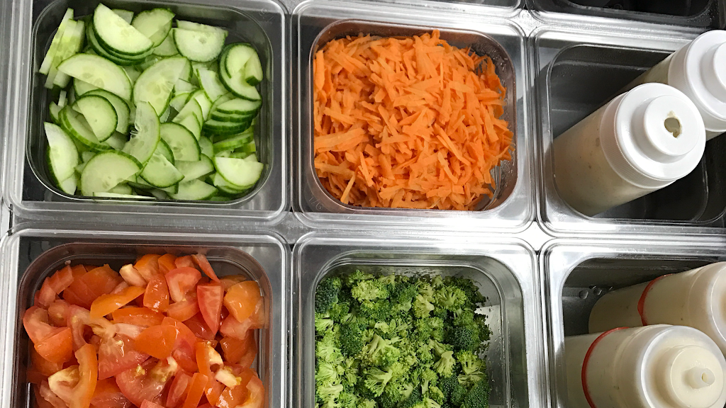 Artas Salad Bar And Grill | 13462 Tecumseh Rd E, Windsor, ON N8N 3N7, Canada | Phone: (519) 979-1105