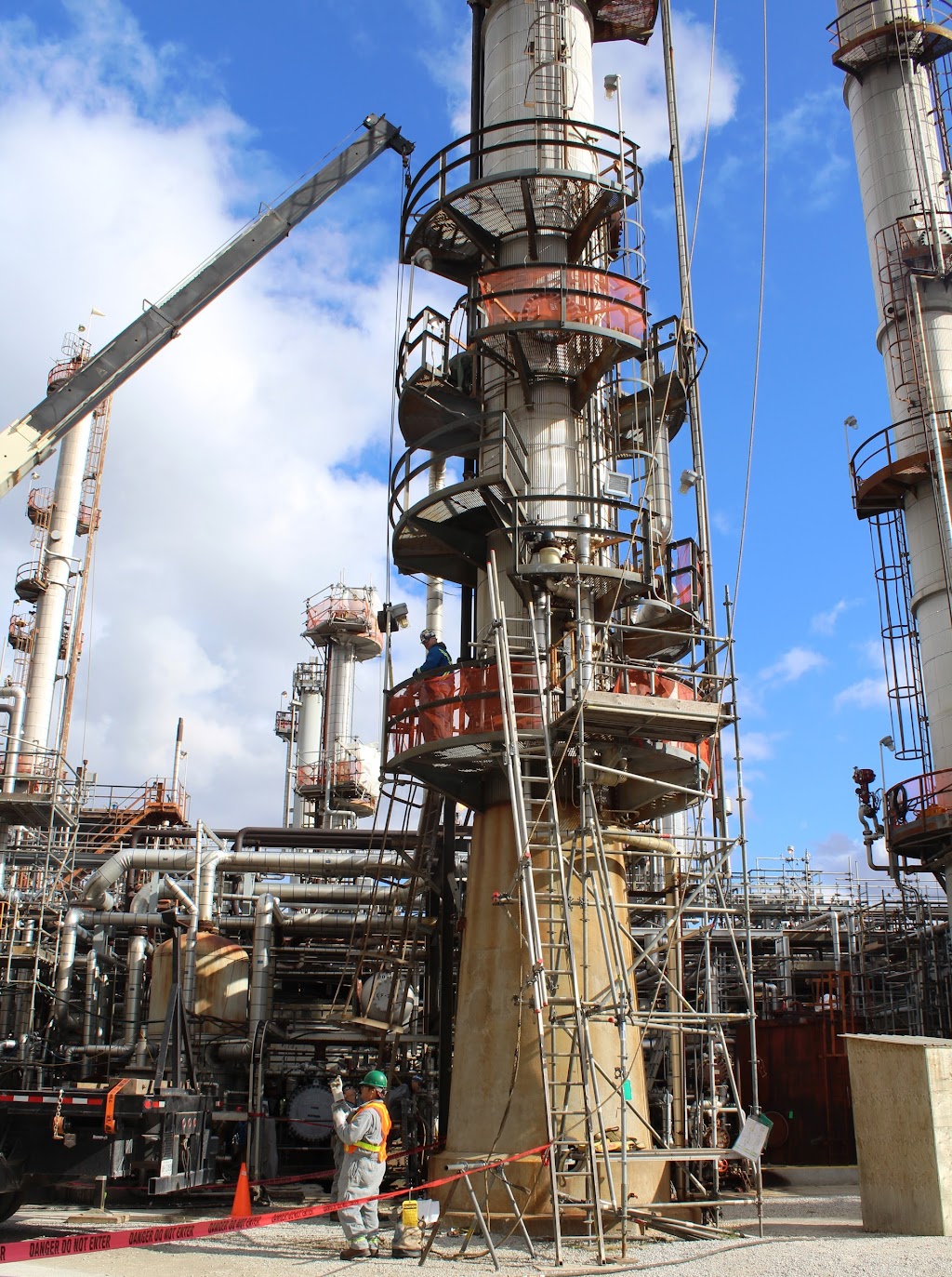 Shell Canada Products Limited | 150 St Clair Pkwy, Corunna, ON N0N 1G0, Canada | Phone: (519) 481-1245