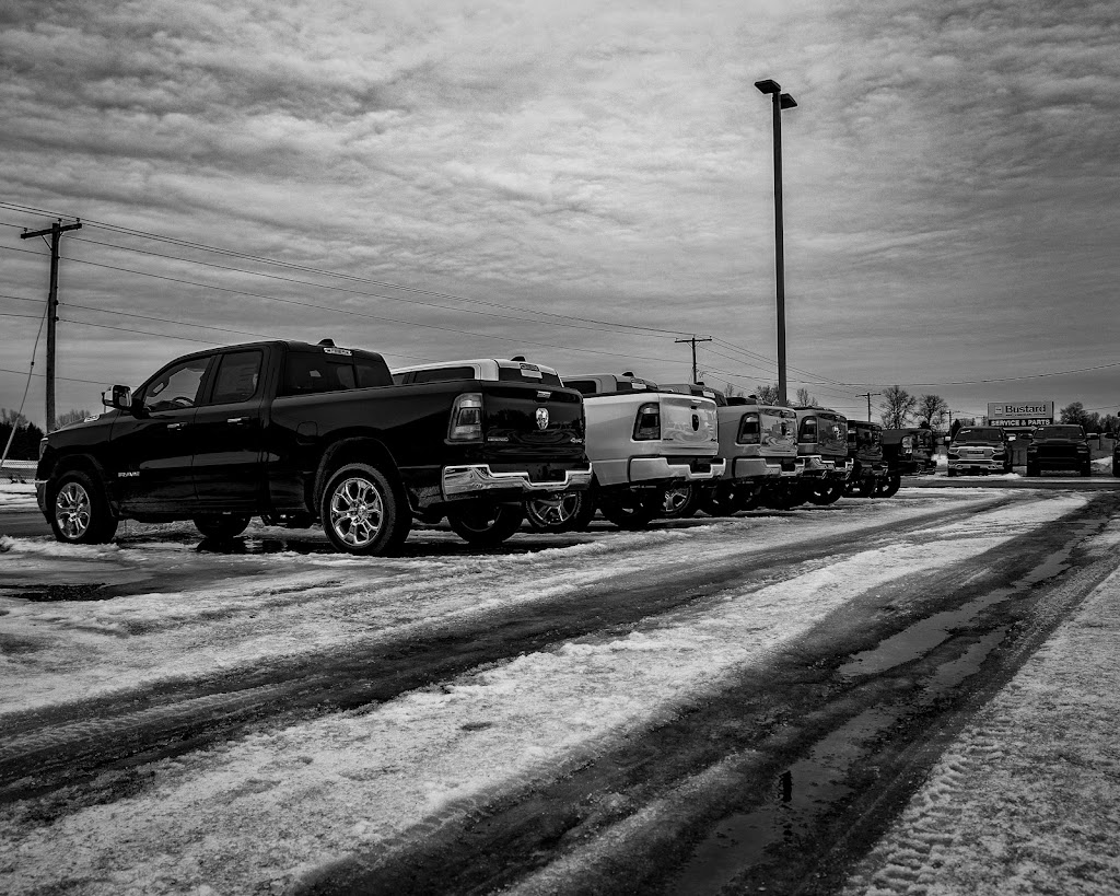 Listowel Chrysler | 754 Main St E, Listowel, ON N4W 2C7, Canada | Phone: (519) 291-1900