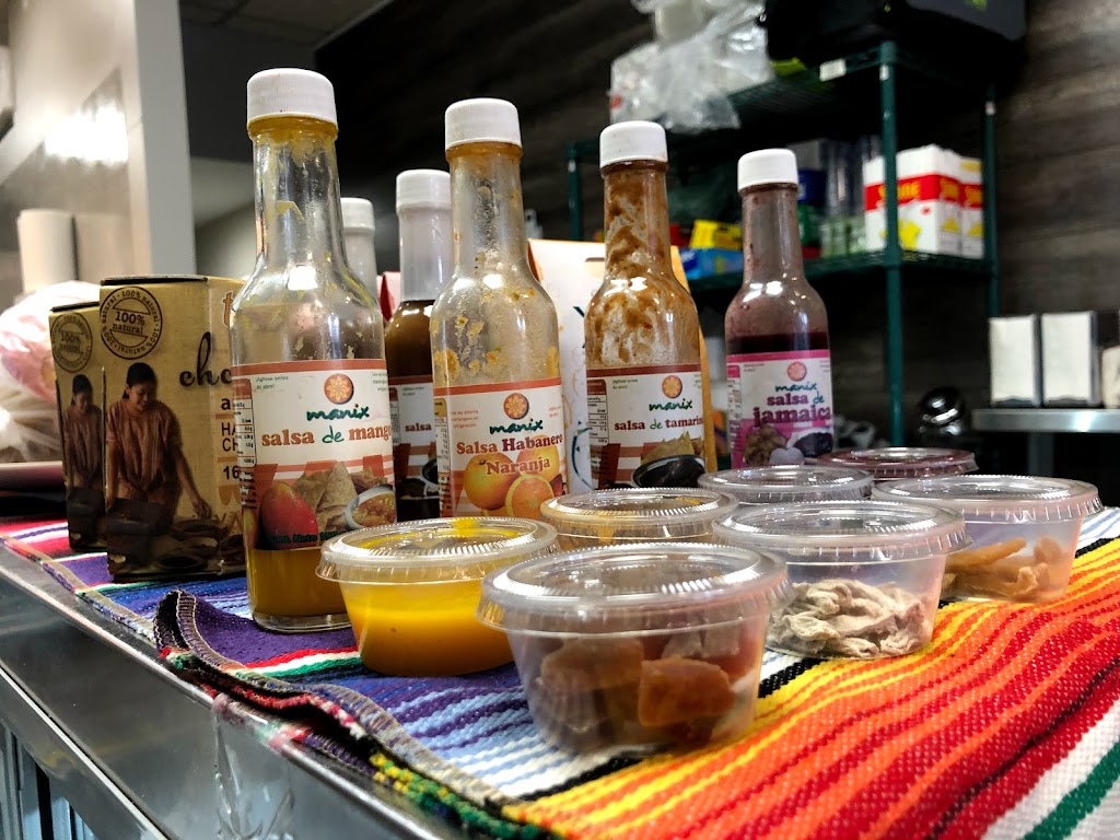 Aztec tacos | 77 Montréal Rd, Vanier, ON K1L 6E8, Canada | Phone: (613) 741-9998