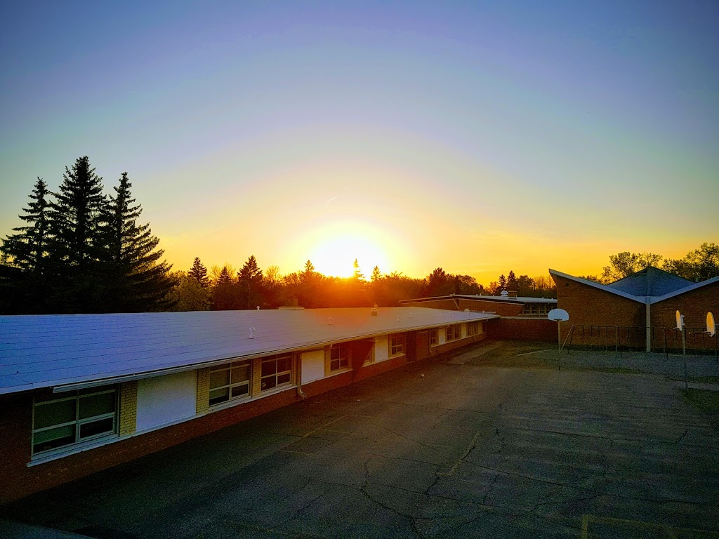 Grant Road School | 2501 Grant Rd, Regina, SK S4S 5E7, Canada | Phone: (306) 791-8590