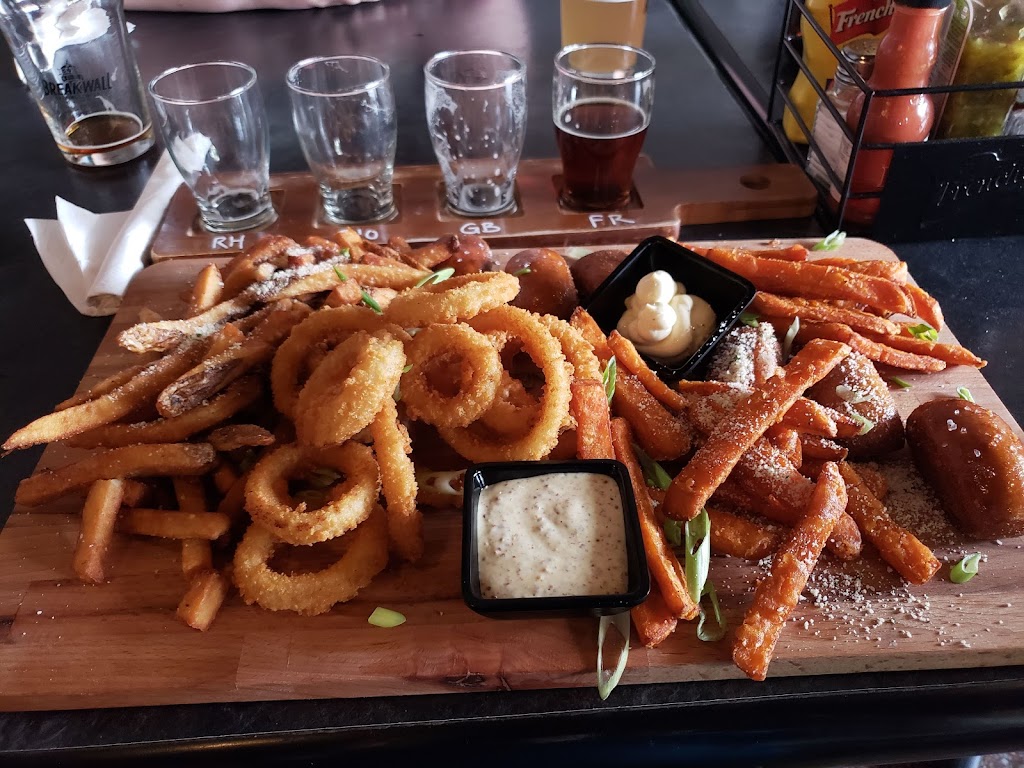 Breakwall Brewing Company | 46 Clarence St, Port Colborne, ON L3K 3E9, Canada | Phone: (289) 836-8181