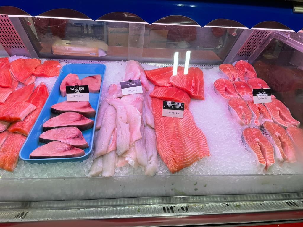 Johnnys Fresh Fish & Seafood | 516 Bryne Dr c, Barrie, ON L4N 9P6, Canada | Phone: (705) 730-0769