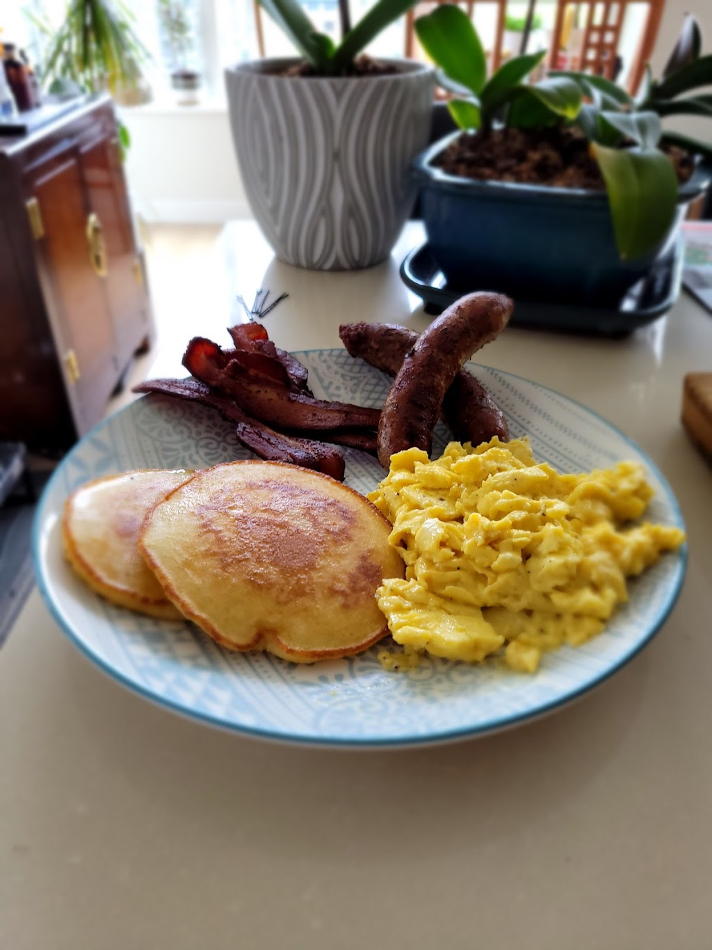 Meadowbrook Market | 1125 Grafton Rd, Bowen Island, BC V0N 1G2, Canada | Phone: (604) 757-3733
