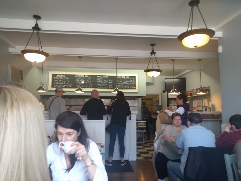Country Fish And Chips | 293 Lakeshore Rd E, Mississauga, ON L5G 1H2, Canada | Phone: (905) 278-8201