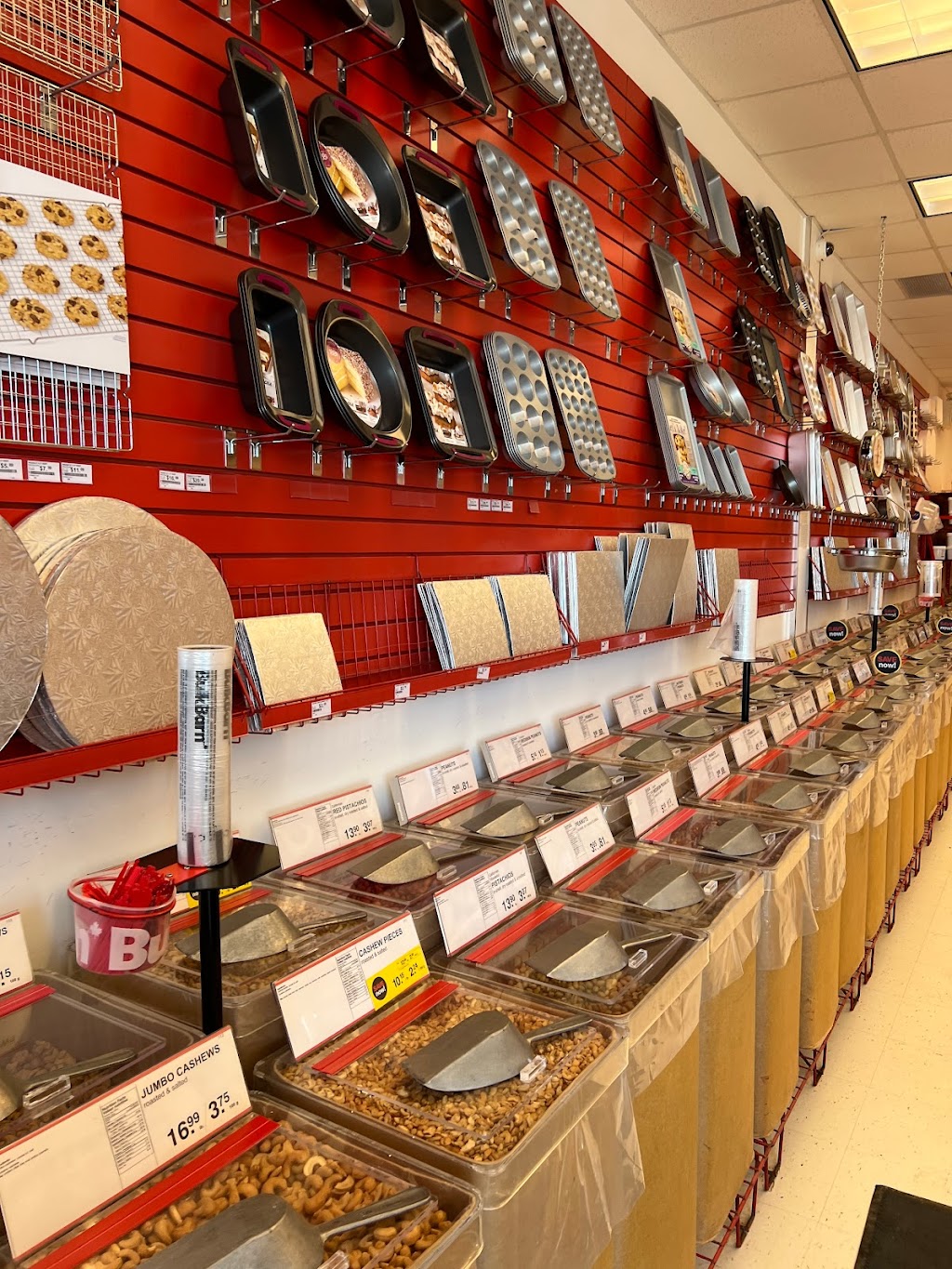 Bulk Barn | 915 Empress St, Winnipeg, MB R3G 3P8, Canada | Phone: (204) 774-3232