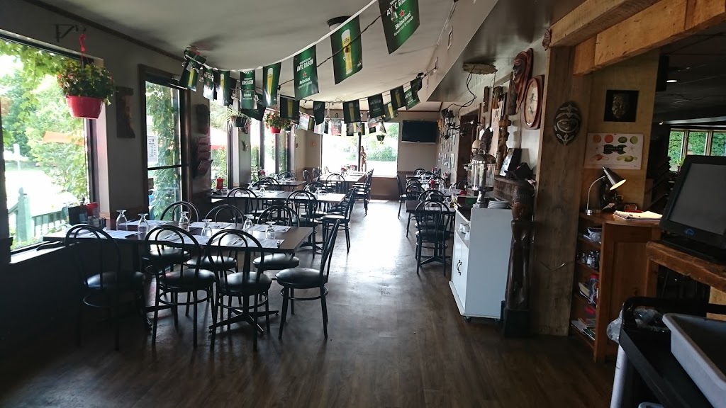 Resto-bar Zool | 695 Chemin des Outaouais, Pointe-Fortune, QC J0P 1N0, Canada | Phone: (450) 451-4127