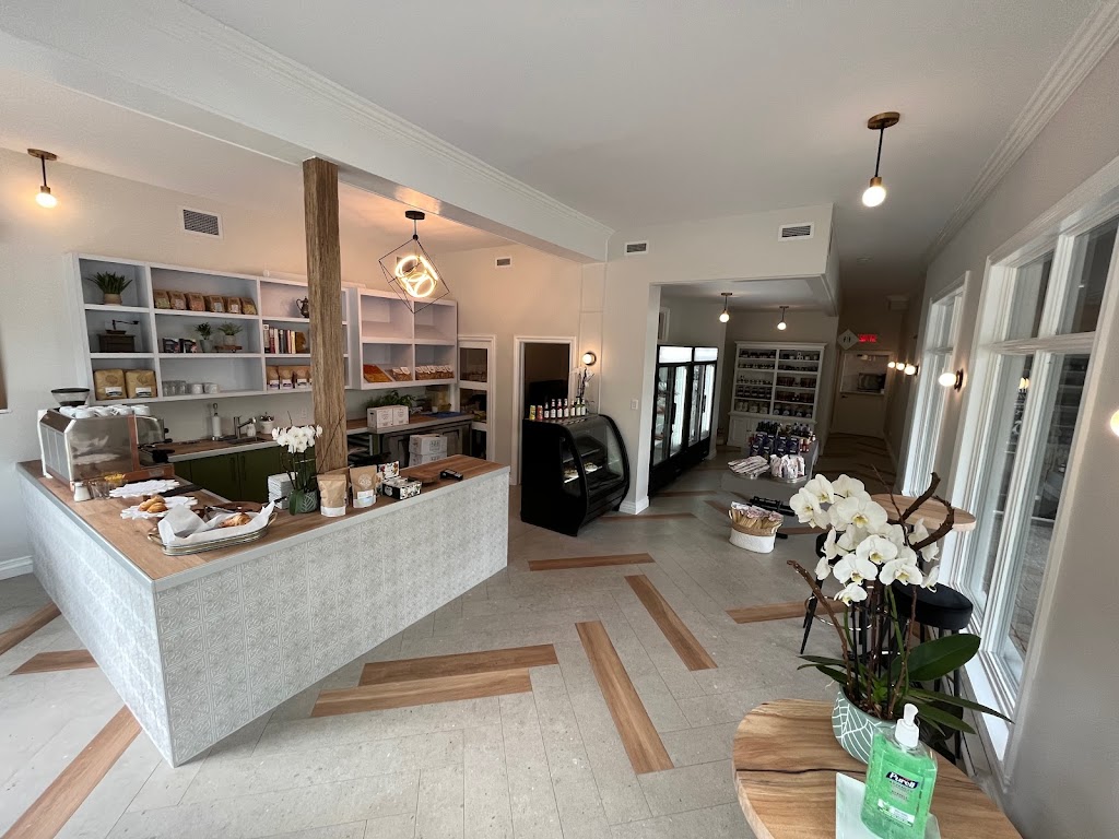 Cucinotto | 1944 Chem. du Village Local #2, Mont-Tremblant, QC J8E 1K4, Canada | Phone: (819) 717-3003