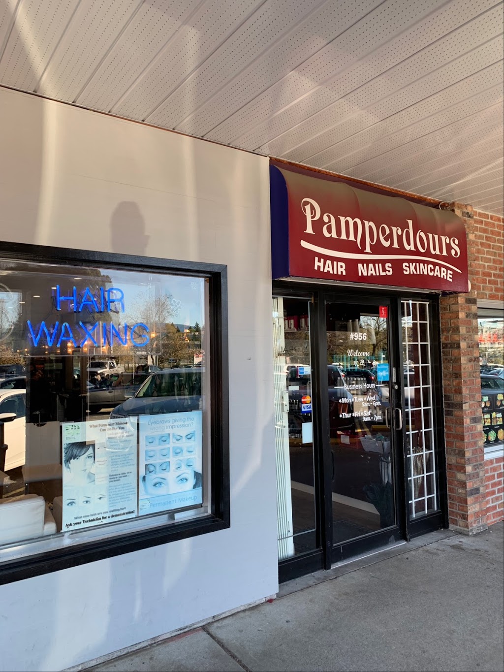 Pamperdours Hair Nail Skincare | 956 W King Edward Ave, Vancouver, BC V5Z 2E2, Canada | Phone: (604) 742-1801