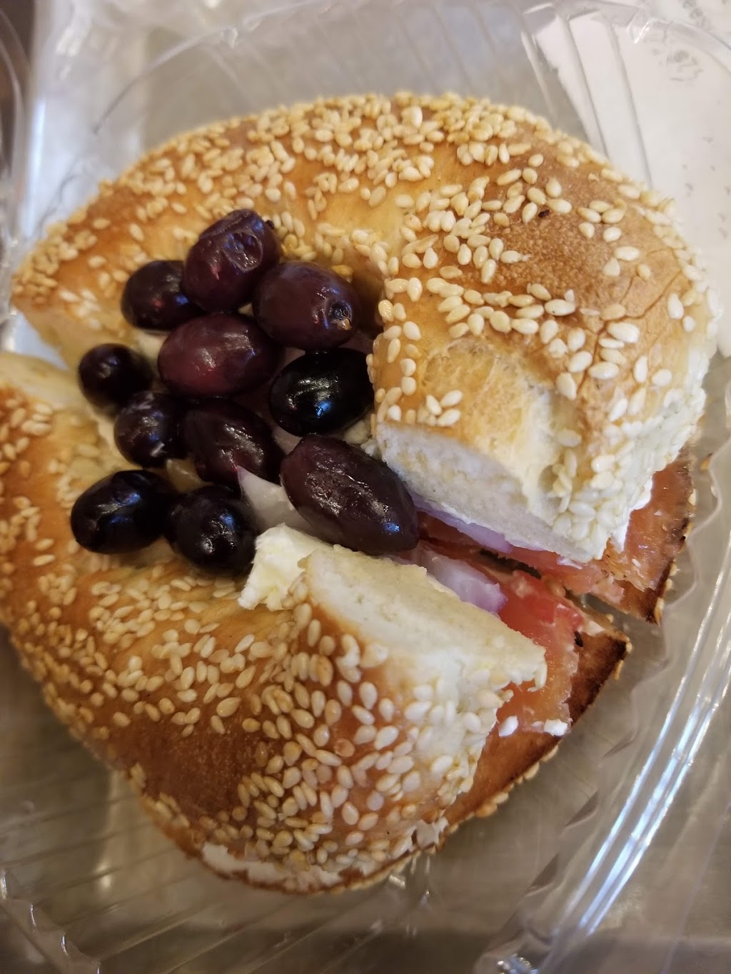 Kettlemans Bagel Co. | 1365 Woodroffe Ave, Nepean, ON K2G 1V7, Canada | Phone: (613) 422-6624