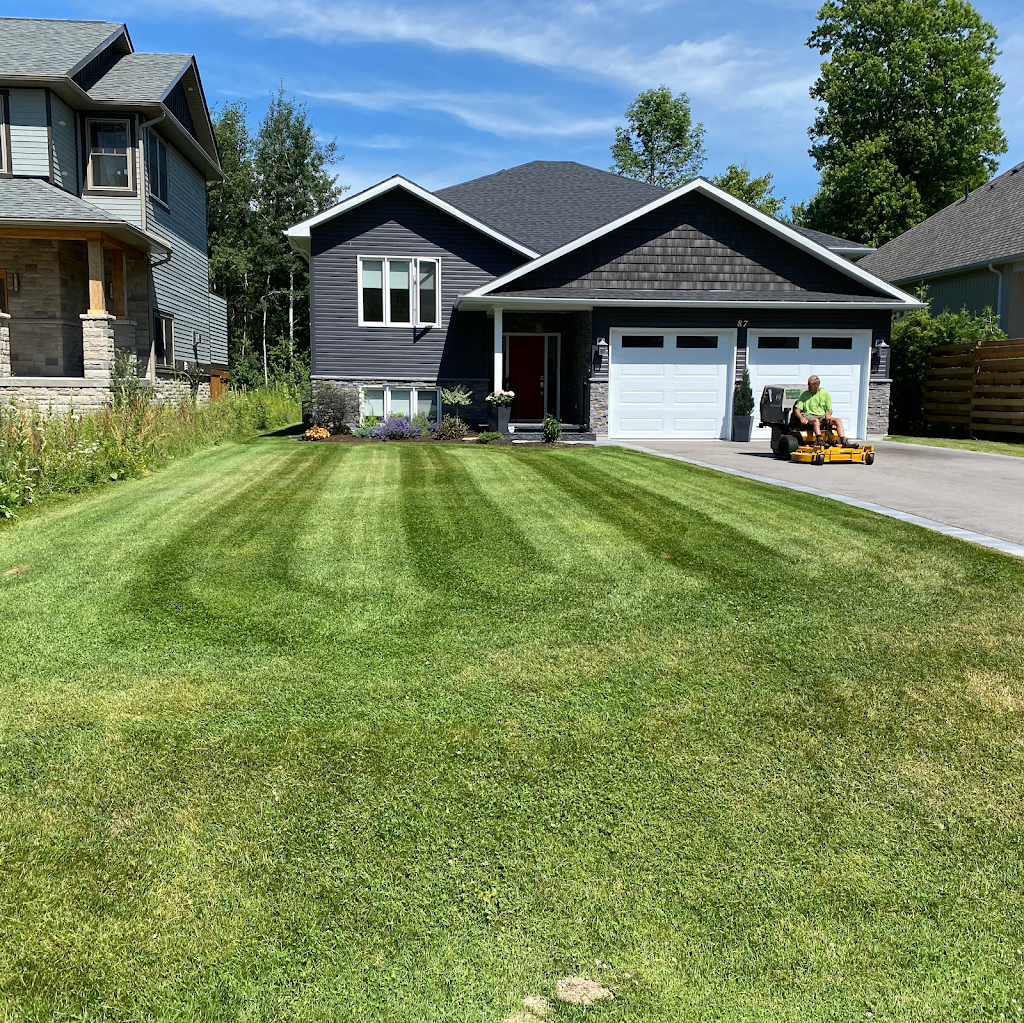 Collingwood MK Lawn Care | 114 Katherine St, Collingwood, ON L9Y 3R5, Canada | Phone: (705) 441-2747