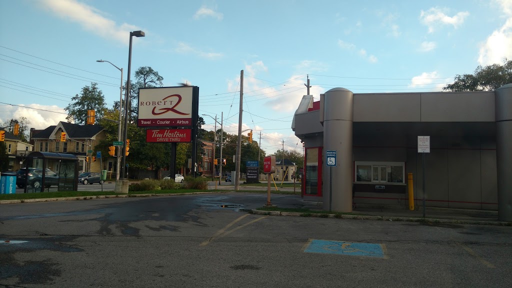 Robert Q Travel | 105 Wharncliffe Rd S, London, ON N6J 2K2, Canada | Phone: (519) 672-9020