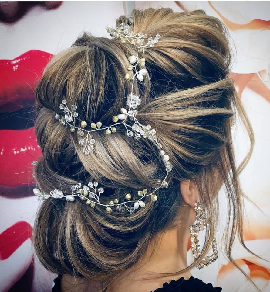Hair Booth Haus | 2908 Centre St N, Calgary, AB T2E 2X1, Canada | Phone: (403) 727-6000