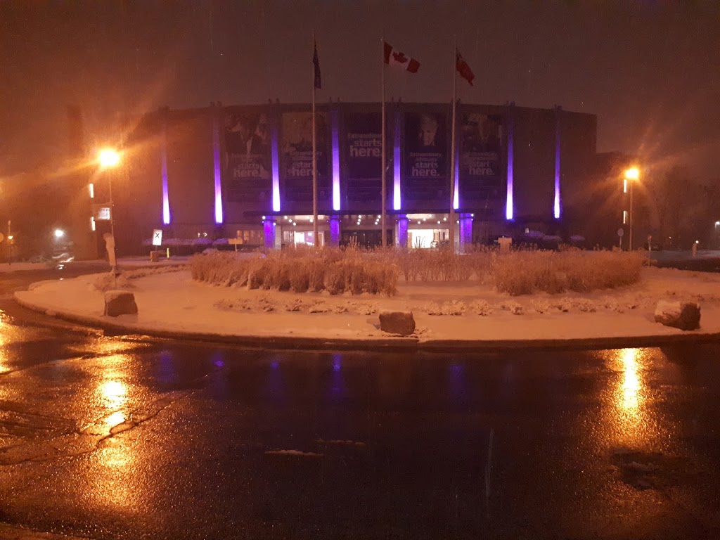 Alumni Hall | Lambton Dr, London, ON N6G 1G8, Canada | Phone: (519) 661-2100