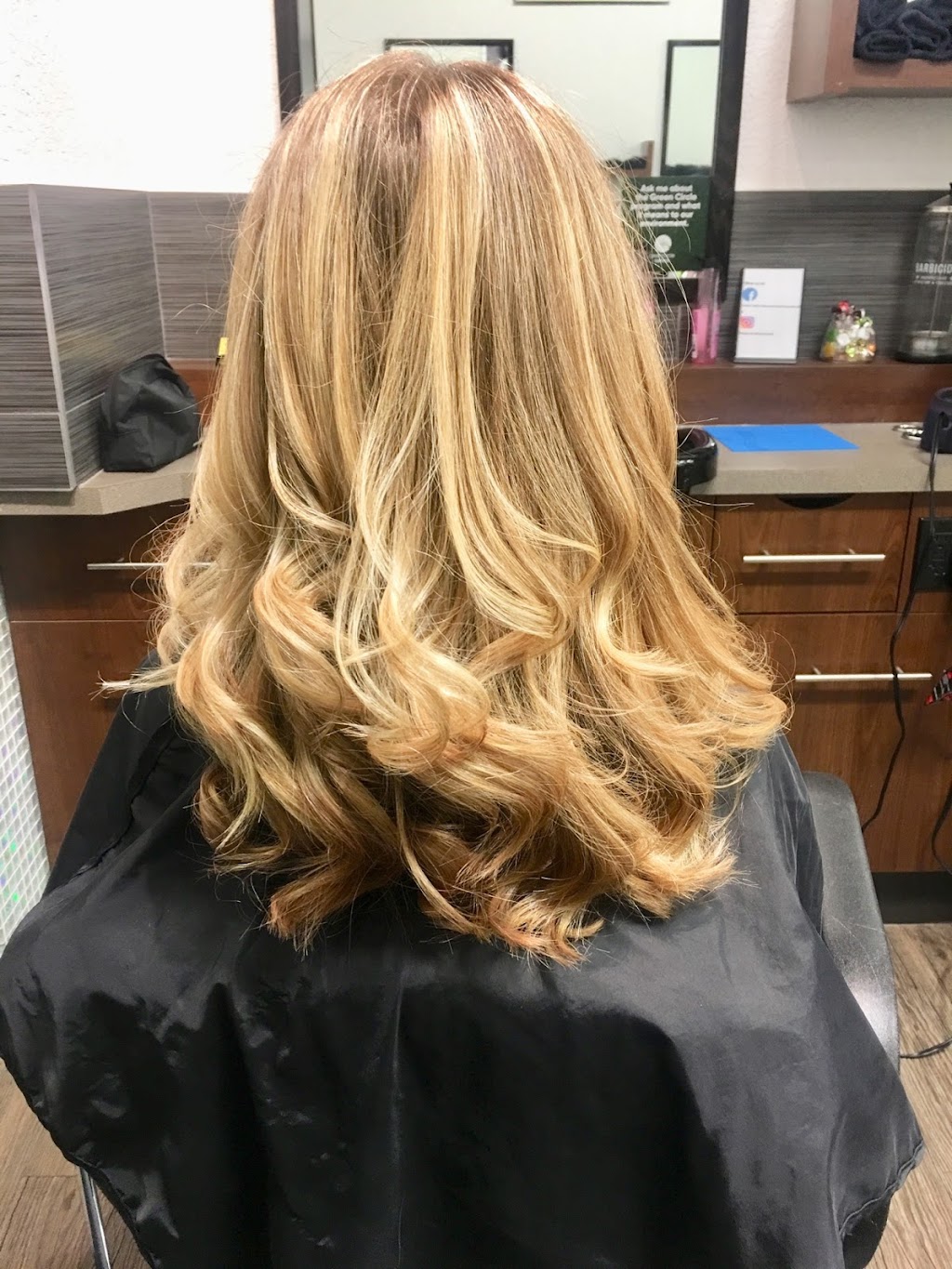 Legendary Hair Lounge | 370 Kaska Rd, Sherwood Park, AB T8A 4G8, Canada | Phone: (780) 449-9491