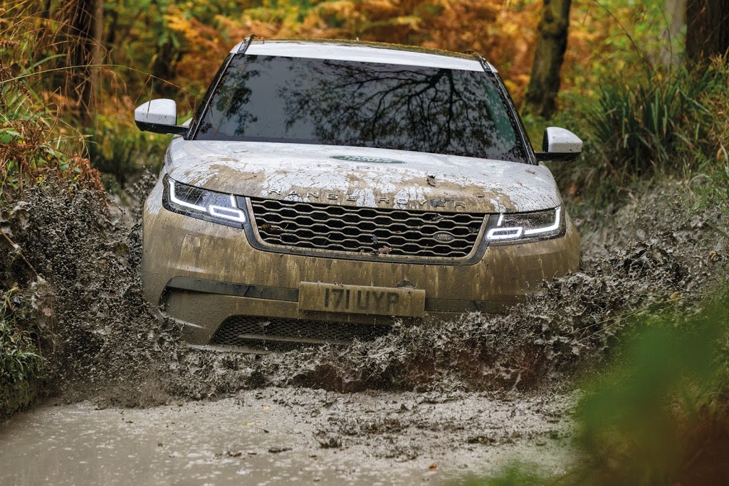Land Rover Winnipeg | 10-3965 Portage Ave, Winnipeg, MB R3K 2G8, Canada | Phone: (204) 452-8030