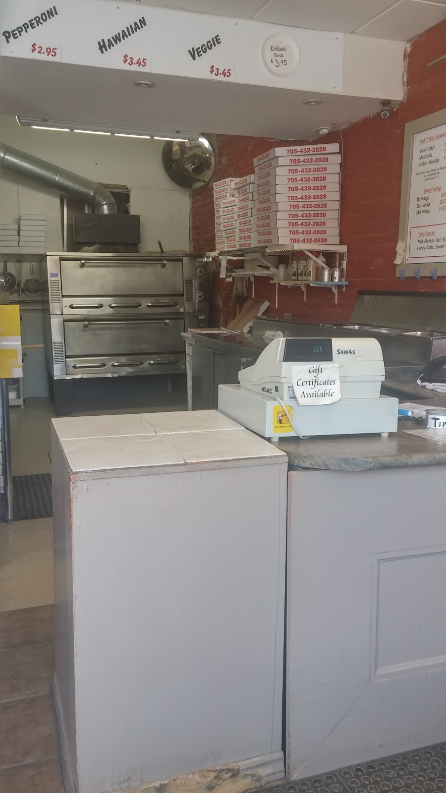 Papa Enricos Pizza | 9 Cameron St W, Cannington, ON L0E 1E0, Canada | Phone: (705) 432-2828