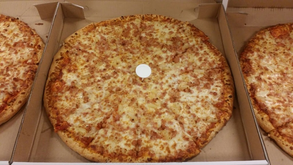 Reginos Pizza / Finch&brimley | 135 Montezuma Trail, Scarborough, ON M1V 1K4, Canada | Phone: (416) 321-5444