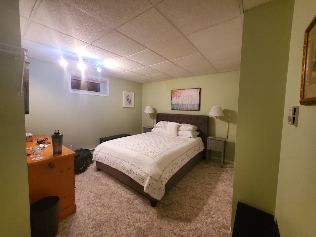 Riverview Retreat | 5144 Riverview Crescent, Fairmont Hot Springs, BC V0B 1L1, Canada | Phone: (250) 409-4482