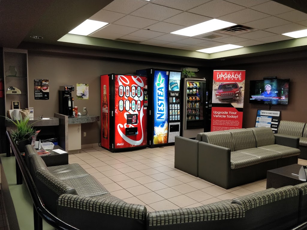 Windsor Chrysler | 10380 Tecumseh Rd E, Windsor, ON N8R 1A7, Canada | Phone: (519) 979-9900